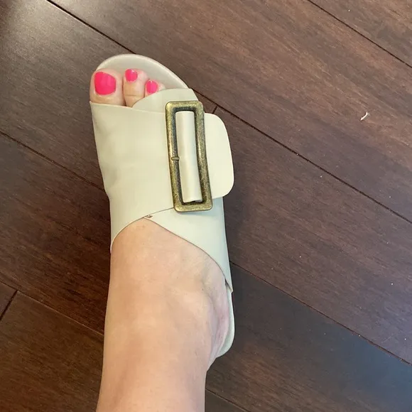 KELSI DAGGER BROOKLYN Sandals size 11 BNWOT see a photos for color and design