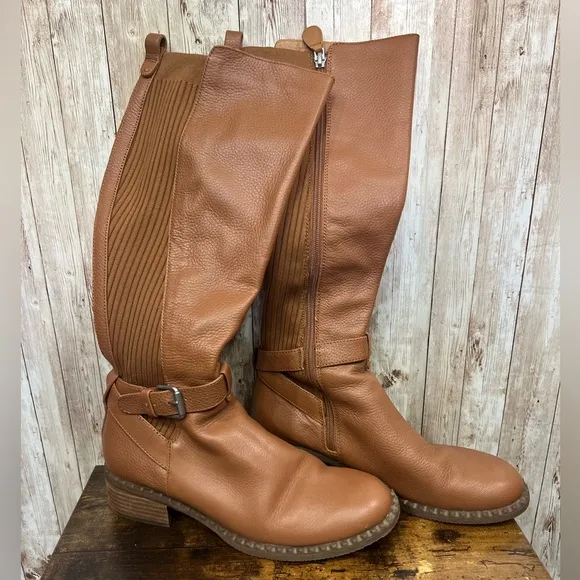 Kenneth Cole Gentle Souls boots‎ WMNS 9 - P01