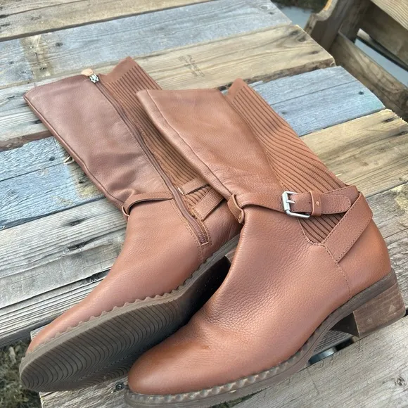 Kenneth Cole Gentle Souls boots‎ WMNS 9 - P01