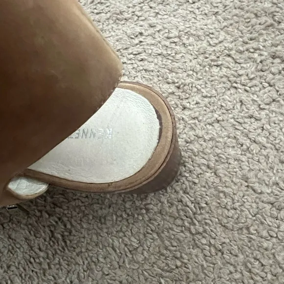 Kenneth Cole‎ sandals