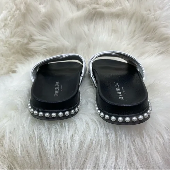 Kenneth Cole Valeria slip on pearl sandals. 7M