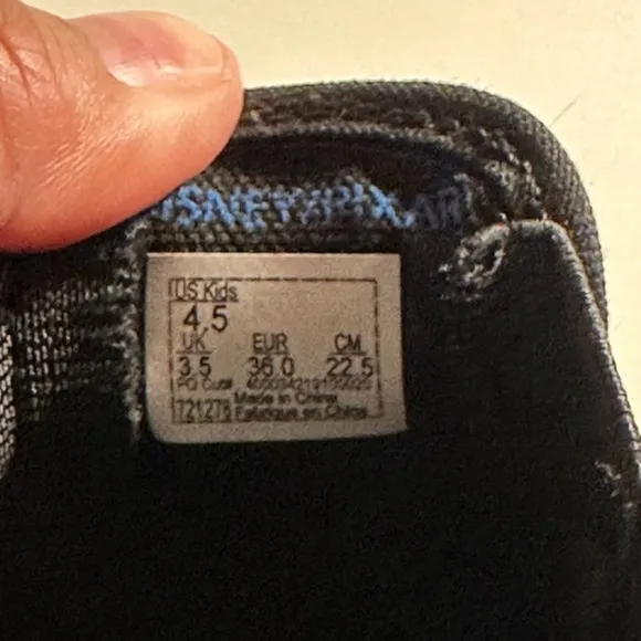 Kid's Disney Pixar Toy Story ANDY Slip-On Vans Shoes Size 4.5 GUC #CL-34