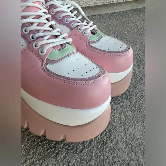 KOI Footwear strawberry Juice Trainers Size 7 massive platform dolly shoes