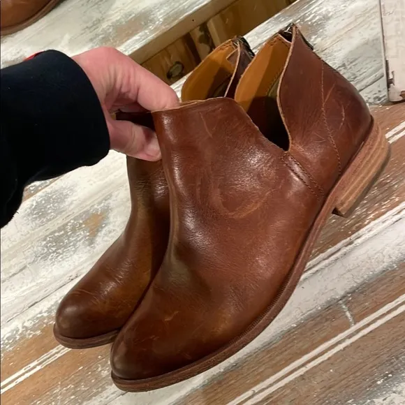 Kork-Ease Brown Leather Ankle Boots Size 9