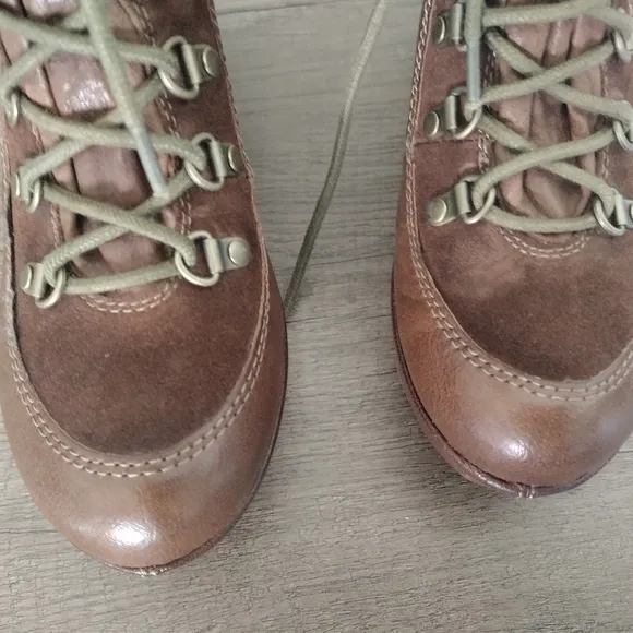 Kork-Ease Militaire Maya Platform Boots SIZE 10 Brown
