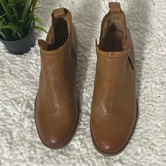 Korks by Kork-Ease Genuine Leather Tan Ankle Boots, 6.5 or 6 1/2