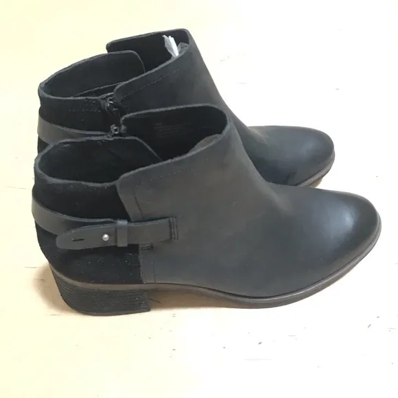 Korks Sonya Leather Ankle Boots Size 10