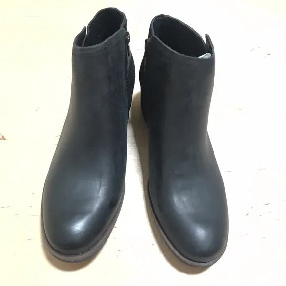 Korks Sonya Leather Ankle Boots Size 10
