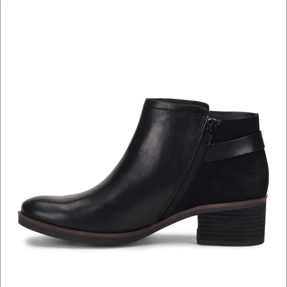Korks Sonya Leather Ankle Boots Size 10