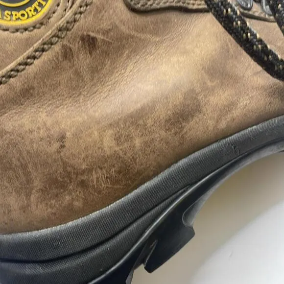 La Sportiva - Classic Brown Hiking Boots - Brown - 10.5