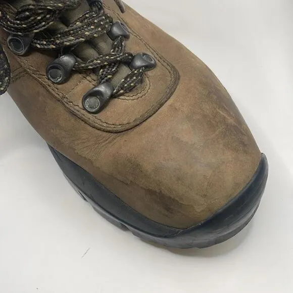 La Sportiva - Classic Brown Hiking Boots - Brown - 10.5