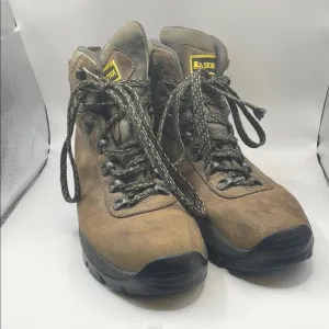 La Sportiva - Classic Brown Hiking Boots - Brown - 10.5