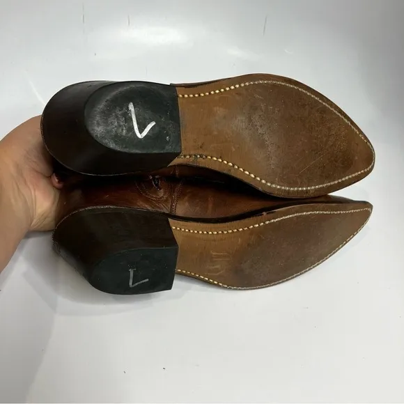 Laredo ankle leather cowboy boots size 6