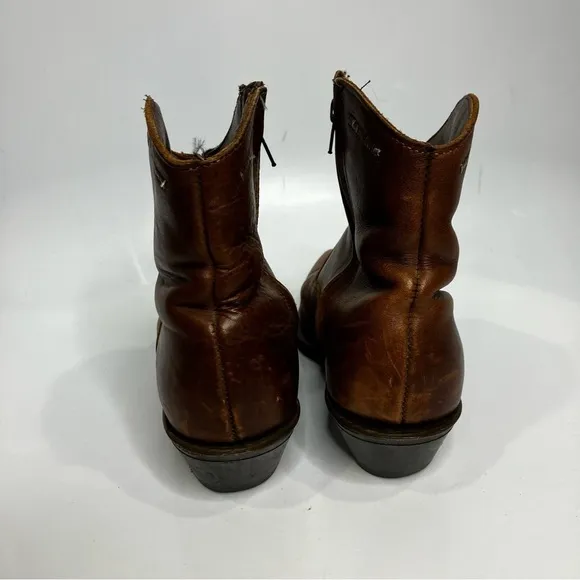 Laredo ankle leather cowboy boots size 6