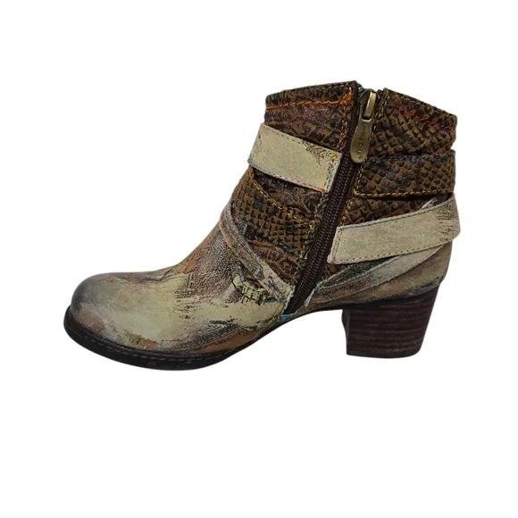 L'Artiste Spring Step Shazzam Leather Ankle Boots 5.5-6