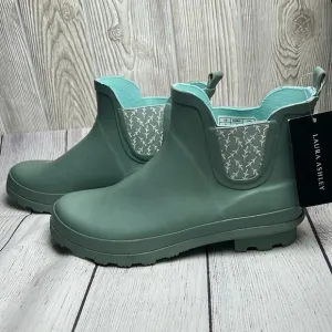 Laura Ashley Rain Boots Ankle Size 9 NWT