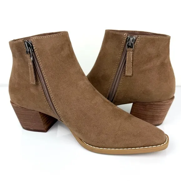 Linea Paolo Women's Windy Snip Toe Block Heel Bootie Tan Size 6