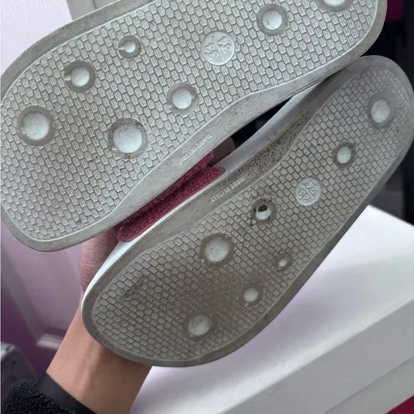 Little girls Marni embroidered logo fleece sandals