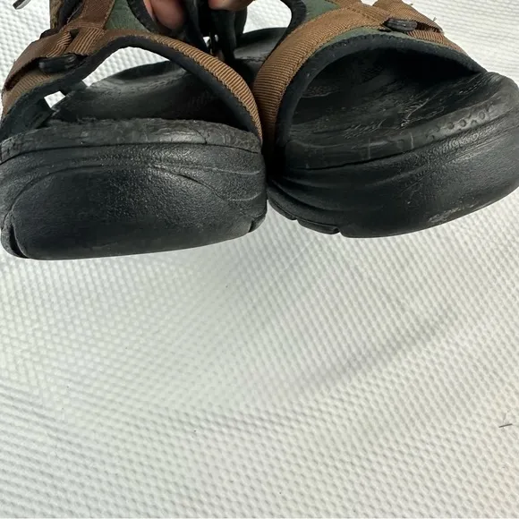 L.L. Bean ladies sandals