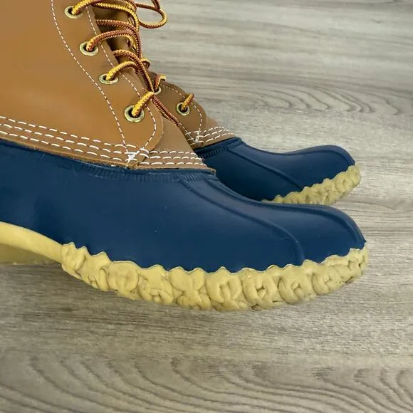 L.L. Bean Womens Navy and Tan Bean Boots Waterproof Duck Boots Size 6