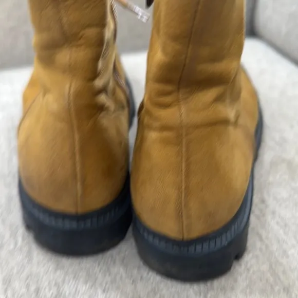 Lofina Leather Ankle Boots with Black Soles