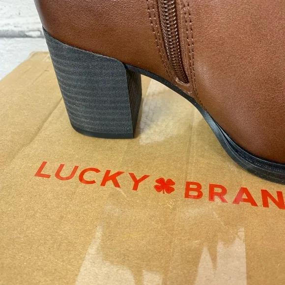 Lucky Brand Brown Almond Toe Ankle Boots Booties LK-Achelle Boots Size 5.5 NEW
