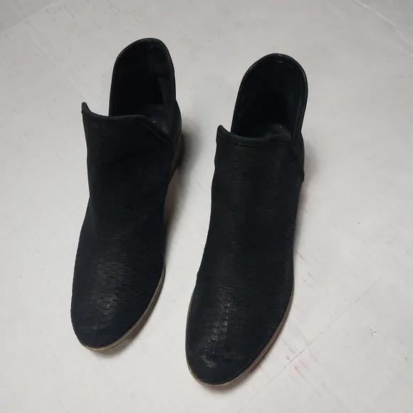 Lucky Brand Women's Black Leather Baley Ankle Boots Size 10M