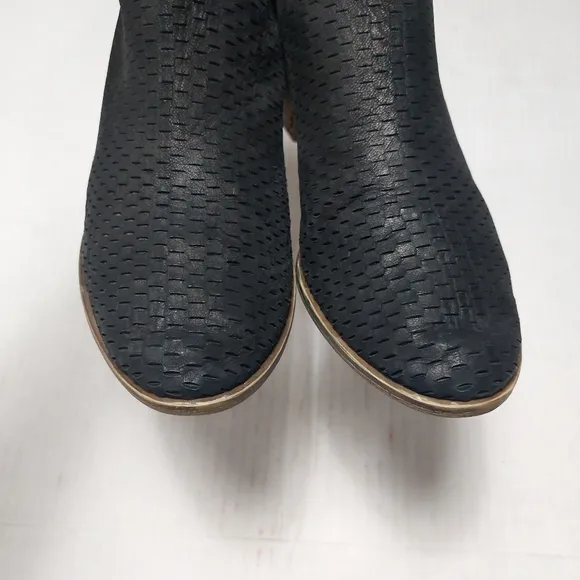 Lucky Brand Women's Black Leather Baley Ankle Boots Size 10M
