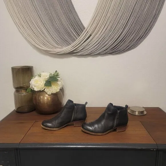 Lucky Brand Basel Ankle Boots Sz 6