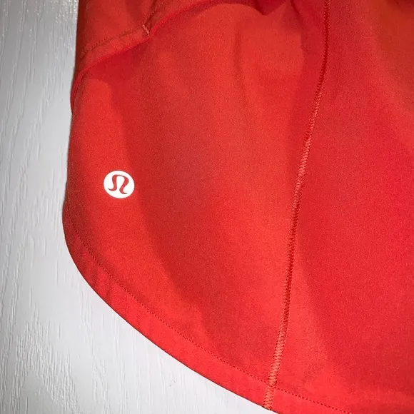 Lululemon Athletica  3.5 in Hotty hot shorts women’s size 10
