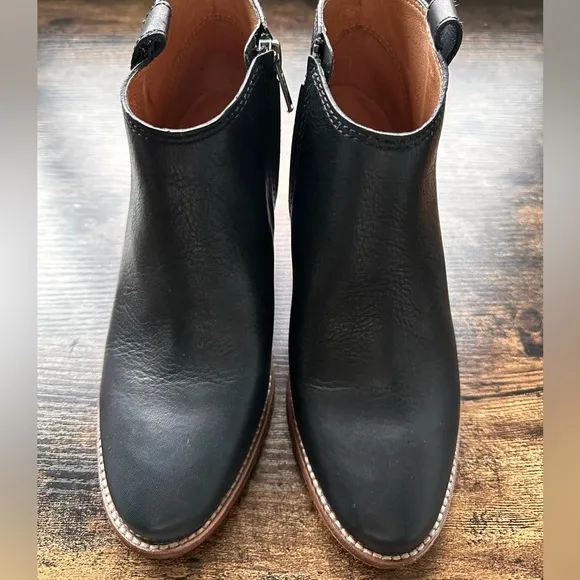 MADEWELL Billie Leather Stacked Heel Ankle Boots in Black