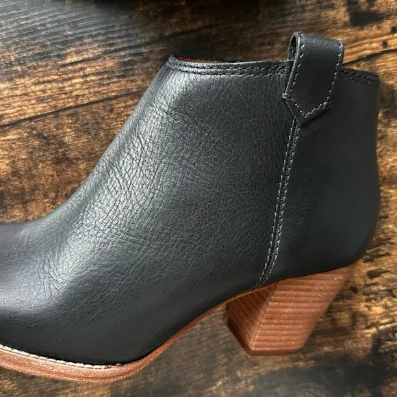 MADEWELL Billie Leather Stacked Heel Ankle Boots in Black
