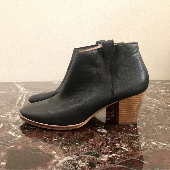 MADEWELL Billie Leather Stacked Heel Ankle Boots in Black