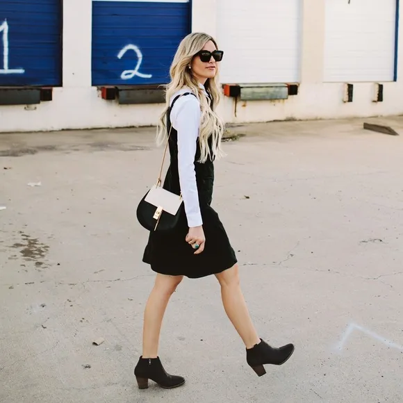 MADEWELL Billie Leather Stacked Heel Ankle Boots in Black