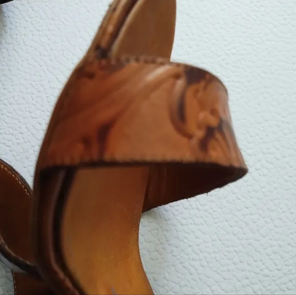 MANOLO BLAHNIK LEATHER WRAP AROUND ANKLE SANDALS