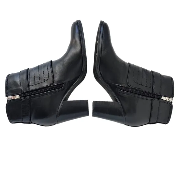 MARC FISHER Engine Black Leather Heeled Buckle Zip Ankle Boots size 9.5