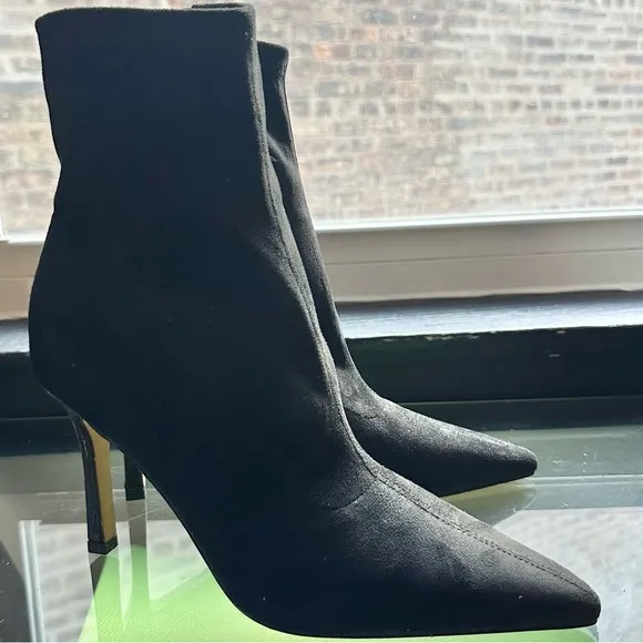 🌸MARC FISHER🌸 LTD Kellen Black Suede Boots size 9M