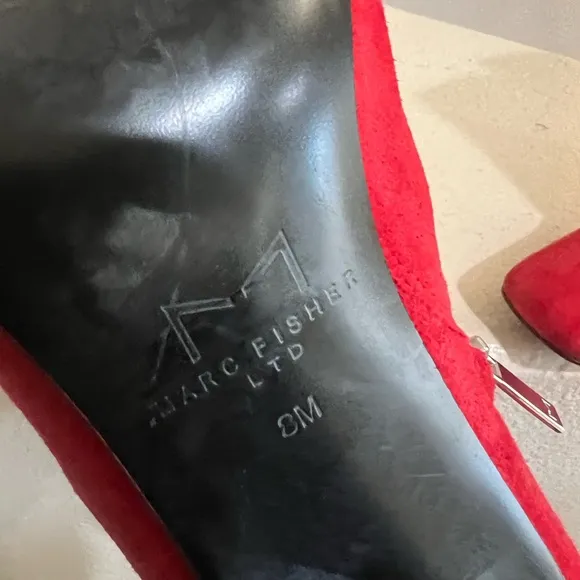 Marc‎ Fisher Red suede ankle boots Booties heels 8 square toes