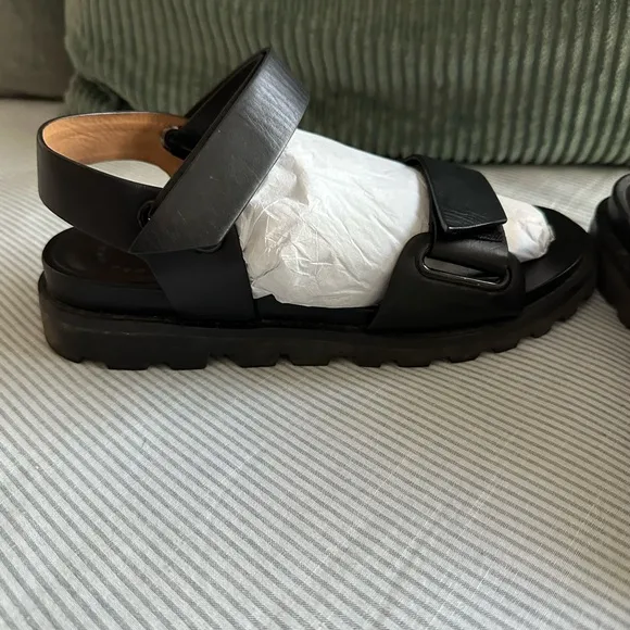 MARC JACOBS Strappy Sandals
