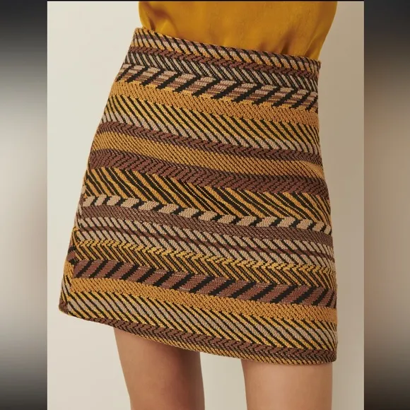 Marella Flared wool-blend mini skirt size 10 NWT