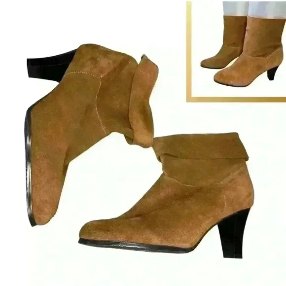 Markon Suede heel boots Leather upper balance man made material. Slightly worn