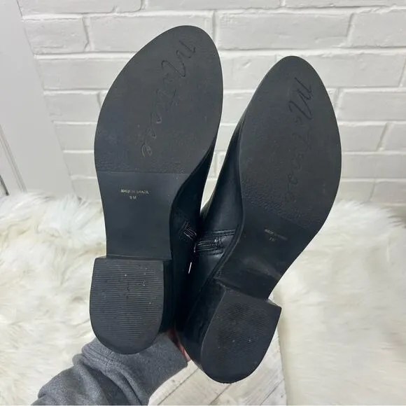 Matisse Black Ankle Boots Size 9