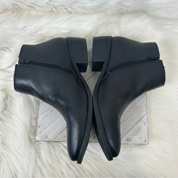 Matisse Black Ankle Boots Size 9