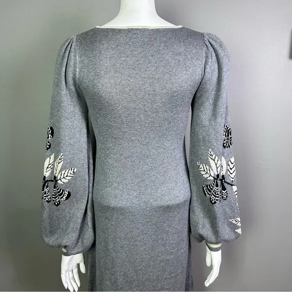 Max Studio dress small sweater floral gray modern sporty puff sleeve whimsigoth