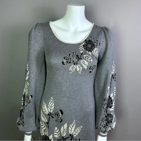 Max Studio dress small sweater floral gray modern sporty puff sleeve whimsigoth