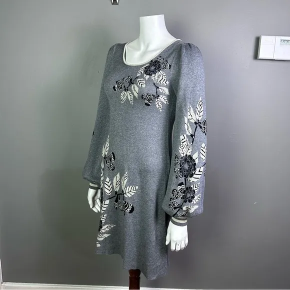Max Studio dress small sweater floral gray modern sporty puff sleeve whimsigoth