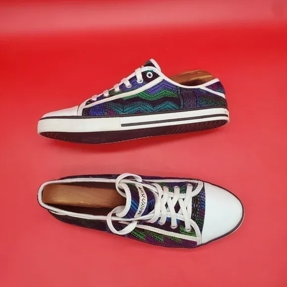 Mayaxus Casual Shoes made with Guatemalan Textiles Men's 9.5 Sneakers