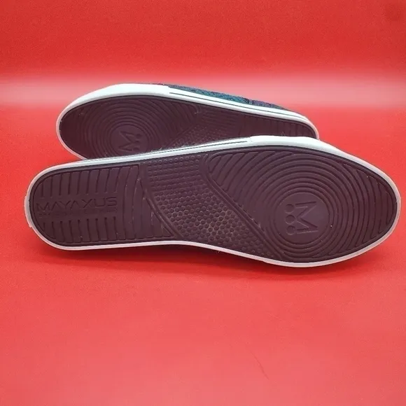 Mayaxus Casual Shoes made with Guatemalan Textiles Men's 9.5 Sneakers