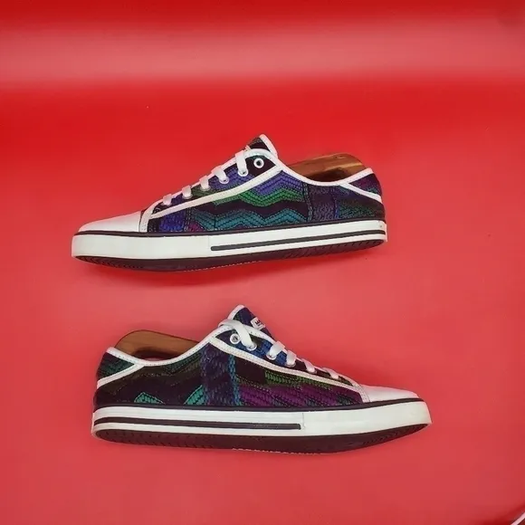 Mayaxus Casual Shoes made with Guatemalan Textiles Men's 9.5 Sneakers