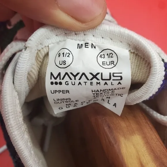 Mayaxus Casual Shoes made with Guatemalan Textiles Men's 9.5 Sneakers